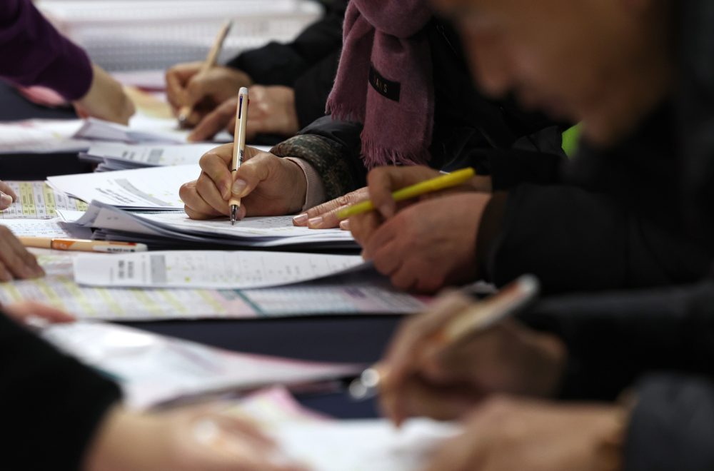 11db78f3-25a4-42b7-b24b-cff4f395f54e